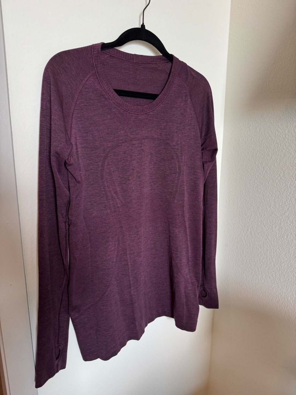 Lululemon Swiftly Tech Long Sleeve Crew, hip length